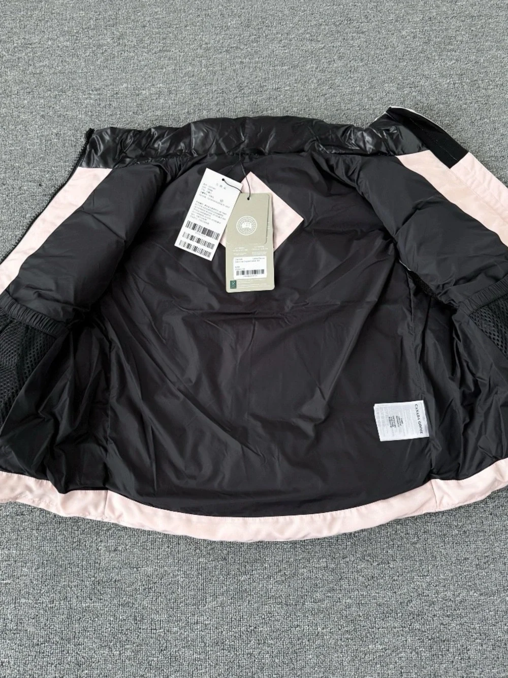 ❤️Canada Goose Grandview Light Pink Black Label Short Sleeve Down Jacket